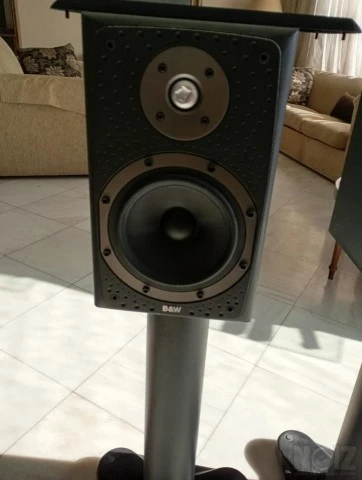B&W Model DM303