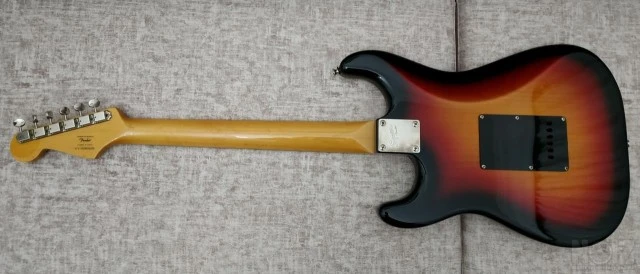 Squier Classic Vibe 60s