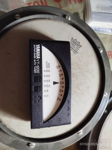 Tuner κιθάρας μπάσου Yamaha