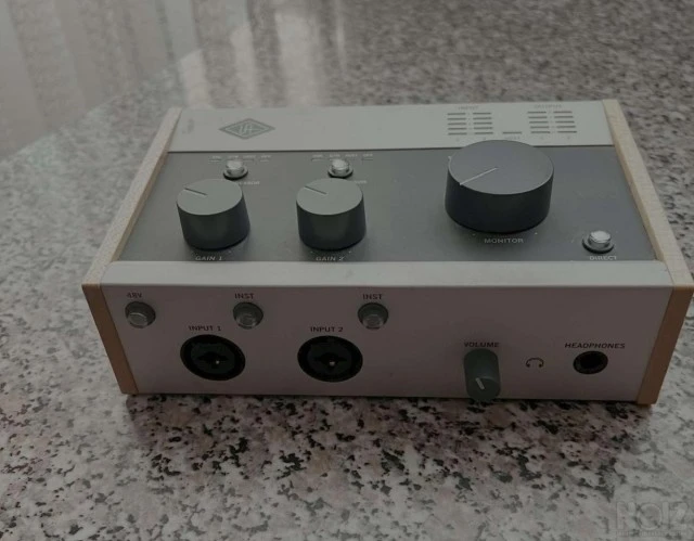 UA 276 USB