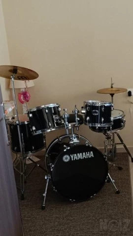 Drum set