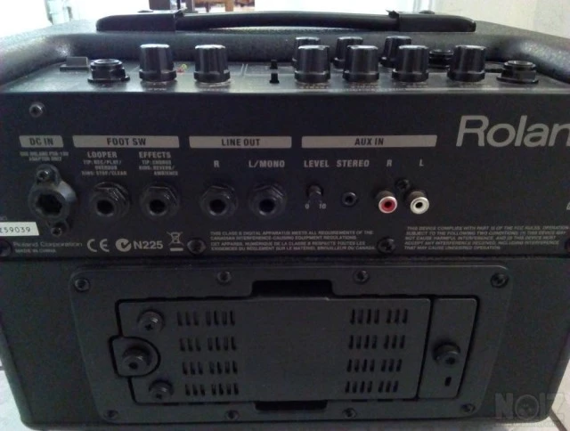 Roland AC-33