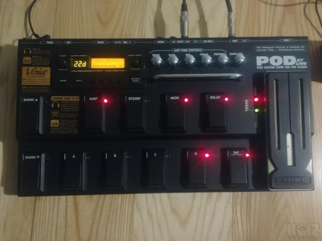 πεταλιέρα MultiEffect POD XT Live