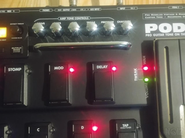 πεταλιέρα MultiEffect POD XT Live