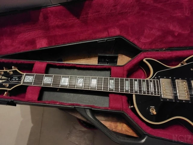 1981 Gibson  Black Beauty 3 pickups