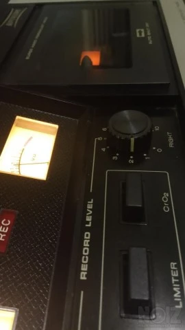 Stereo cassette CD-303 Superscope Design