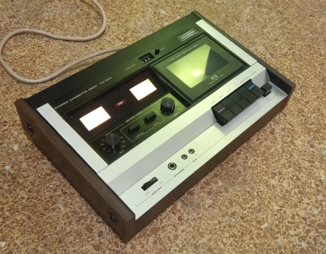 Stereo cassette CD-303 Superscope Design