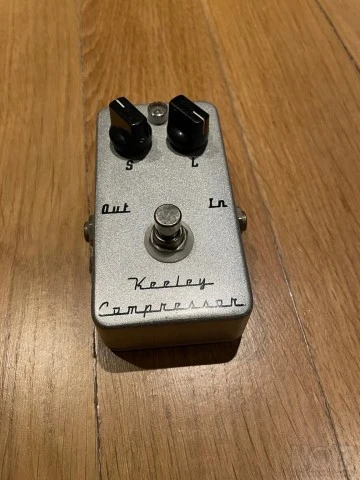 Keeley compressor (2 knob)