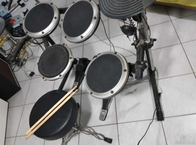 Ηλεκτρονικά τύμπανα Behringer