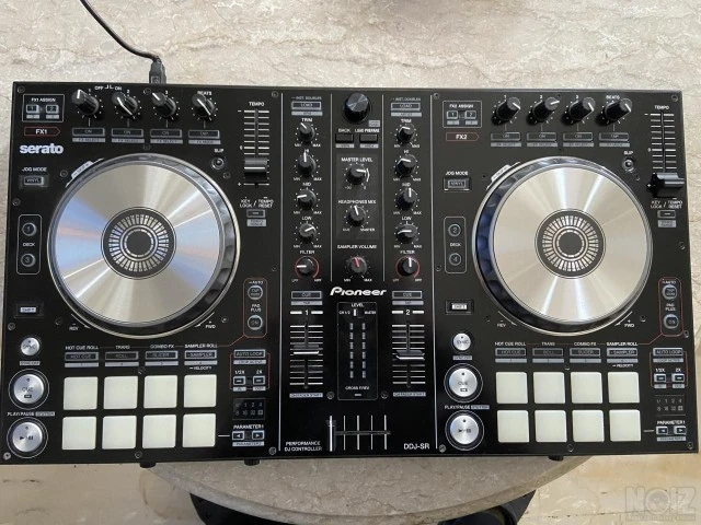 Pioneer DDJ-SR DDJ CONTROLLER