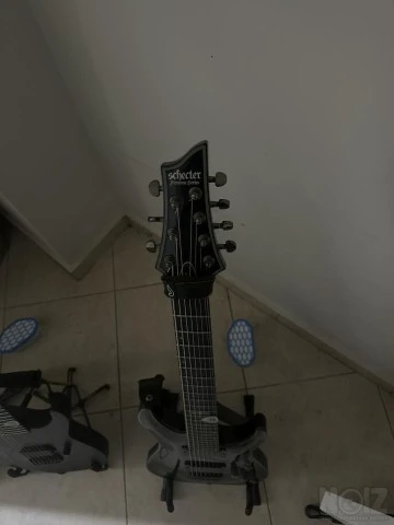 Schecter hellraiser c7 hybrid EMG