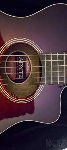 Yamaha APXT2 Cutaway Dark Red