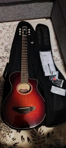Yamaha APXT2 Cutaway Dark Red