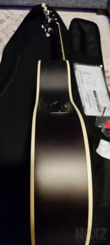 Yamaha APXT2 Cutaway Dark Red