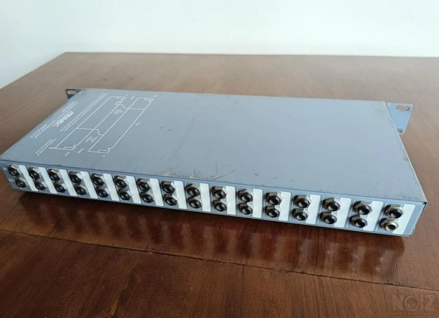 Patch Bay Peavey APB-32