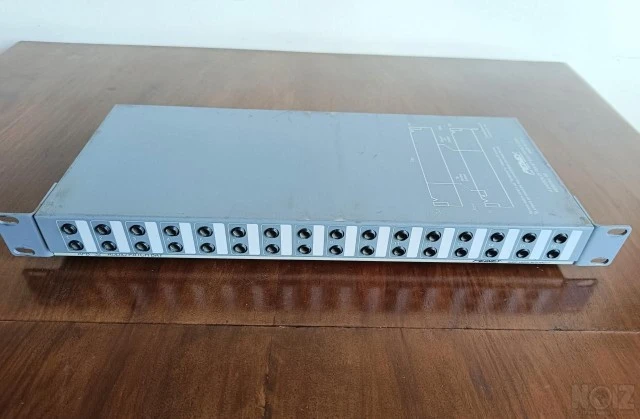Patch Bay Peavey APB-32