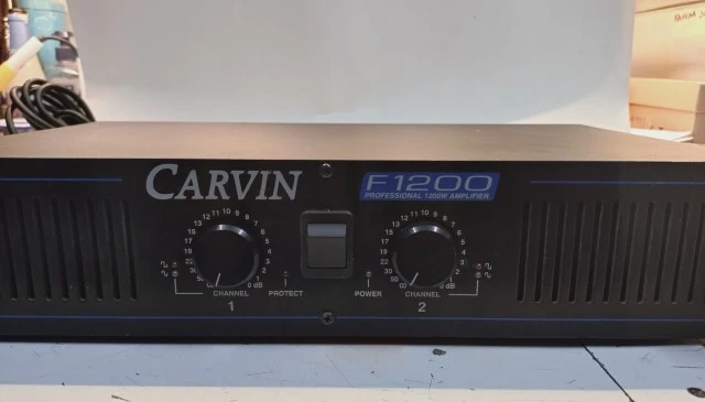 Carvin F1200 Τελικός P.A ενισχυτής.