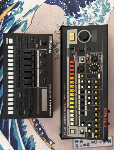 ROLAND TR6s AND ROLAND TR08 COMBO