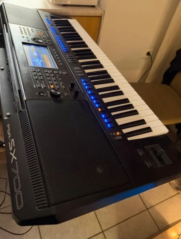 Yamaha PSR SX700 με Ελληνικό Set