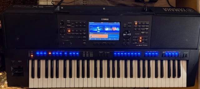 Yamaha PSR SX700 με Ελληνικό Set