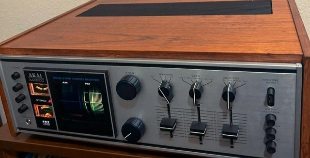 Vintage Ραδιοενισχυτής Akai AA - 8500