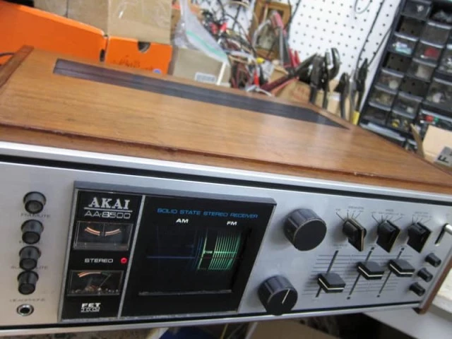 Vintage Ραδιοενισχυτής Akai AA - 8500