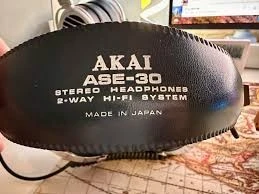 Hi - Fi  Ακουστικά   Akai   ASE - 30
