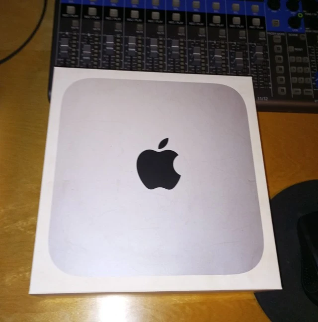 mini Mac M1 (2020) 16G RAM / 1T SSD 