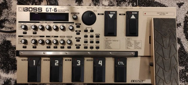 Boss GT6 Multi-effects Pedal