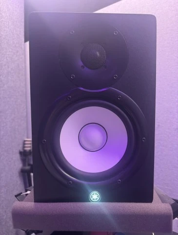 Yamaha HS7