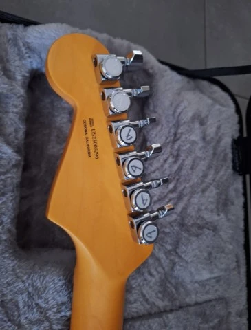 Fender American Ultra Stratocaster HSS