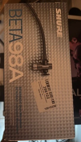 4 Shure μικρόφωνα 