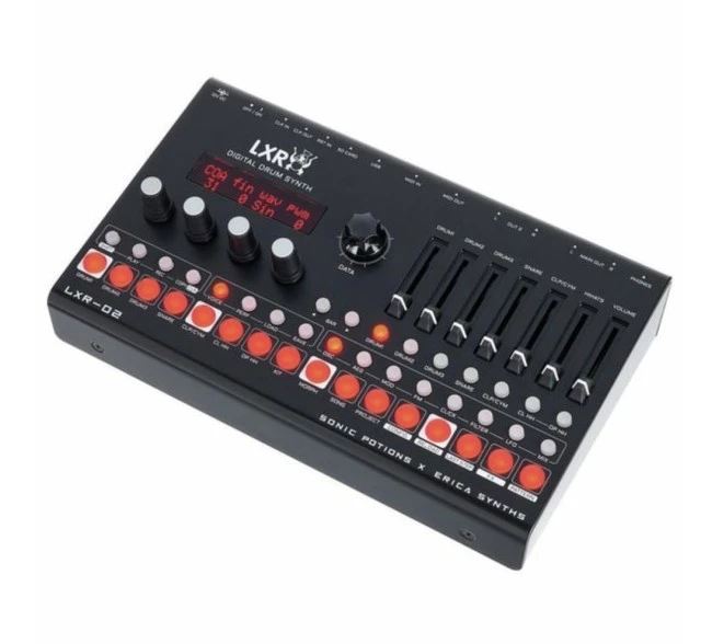 Lxr02 erica synths (να φυγει )