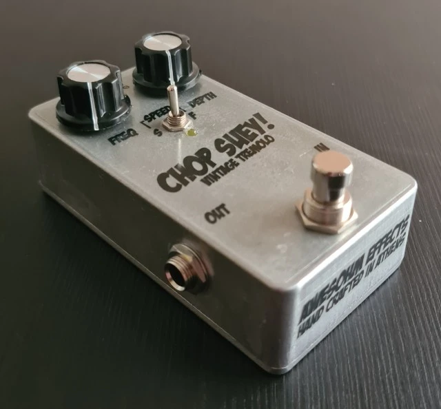 Awesohm Effects Chop Suey Analog Tremolo