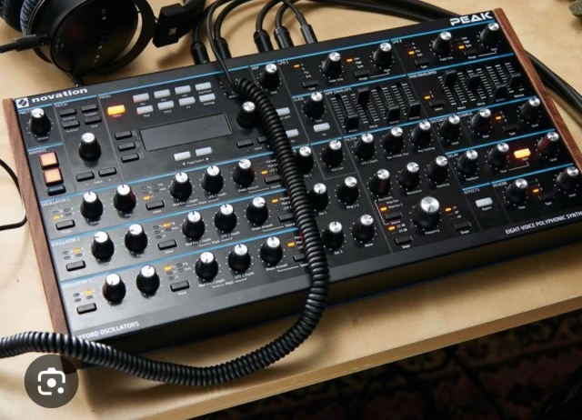 Novation peak