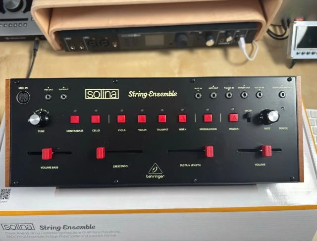 Behringer Solina