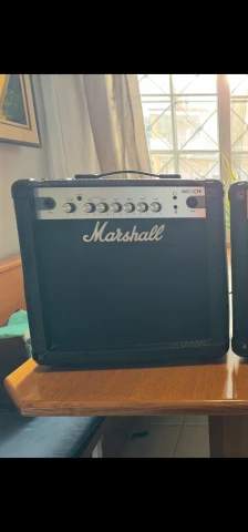 Fender Squier strat HSS TCoral + Marshal