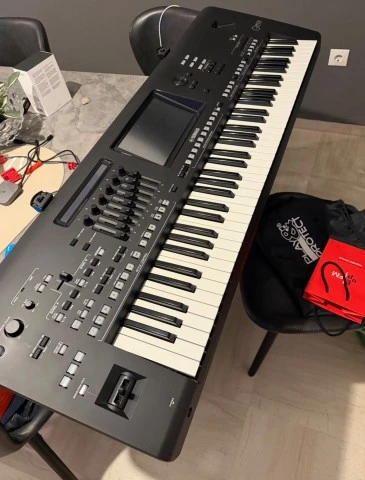 Yamaha Genos