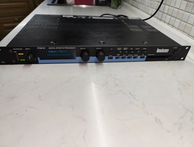 Lexicon PCM 81 - DIGITAL EFFECTS PROCESS