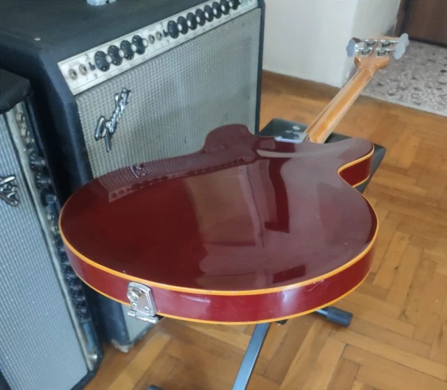 EKO Barracuda VINTAGE BASS 60's,
