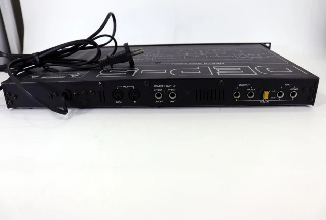 ROLAND DEP-5 Digital Effects Processor 1
