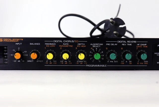 ROLAND DEP-5 Digital Effects Processor 1