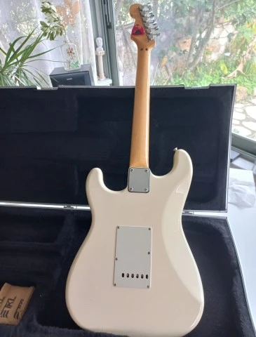 Fender stratocaster Japan 1989