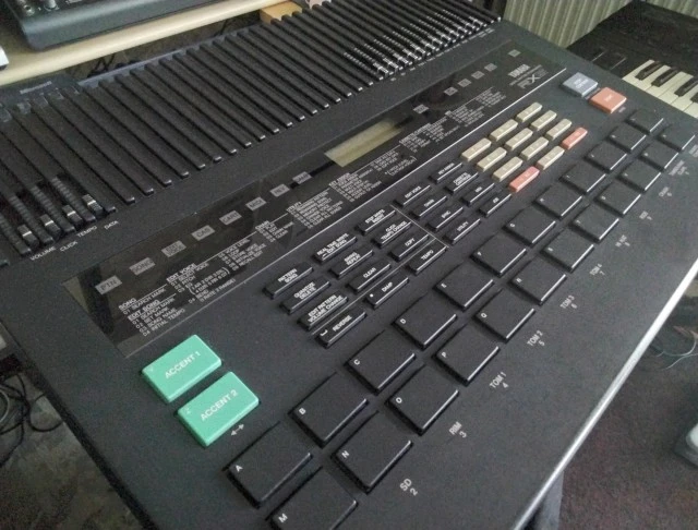 Yamaha RX5 Drum Machine 