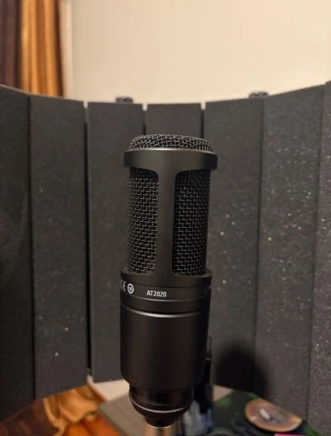 Μικρόφωνο/Βάση/Καλώδιο XLR/Pop Filter