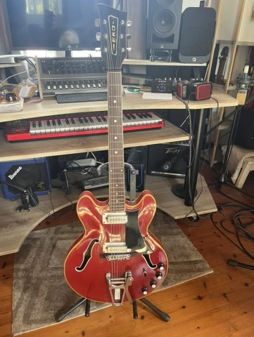 EKO Barracuda 1967 Vintage Italy RED Sem