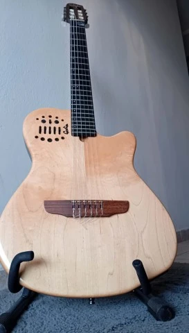 Godin Multiac ACS-SA 2002