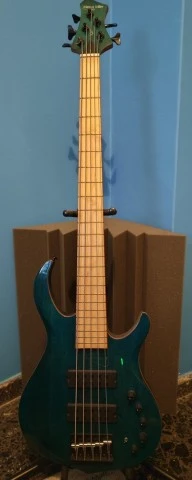 Sire Marcus Miller M2 5-string 2nd Gen