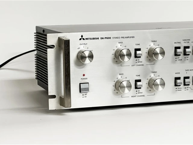Vintage Προενισχυτής Mitsubishi DA - P 6