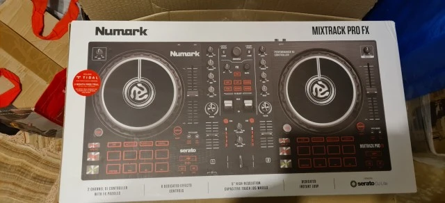 Numark mixtrack pro fx